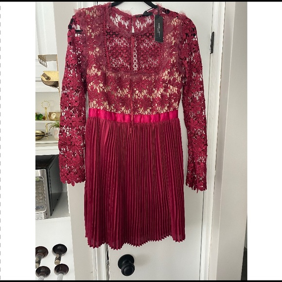 New with tags Romeo and Juliette couture size medium dress - Picture 3 of 10